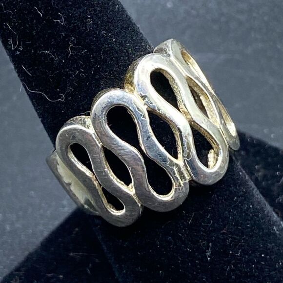 Sterling silver 925 FAS marked swirl ring significant in size see pic for size - Picture 7 of 9